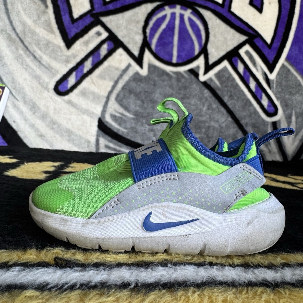 Size 7c - Nike Unisex Kids Slip-On Mesh Athletic Sneaker Green/Blue IF2895-301